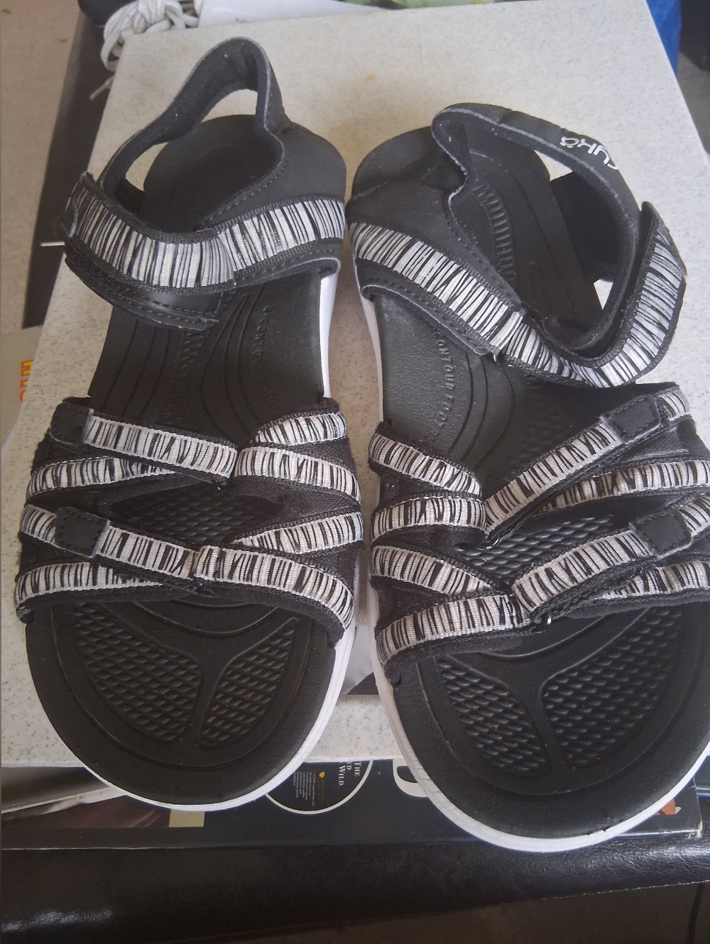 Womens RYKA  Black & White Striped Sport Sandals Size 9W